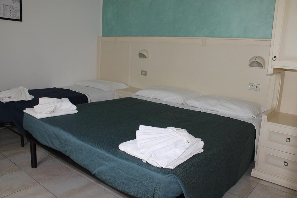 Hotel Costanza Cesenatico Ngoại thất bức ảnh
