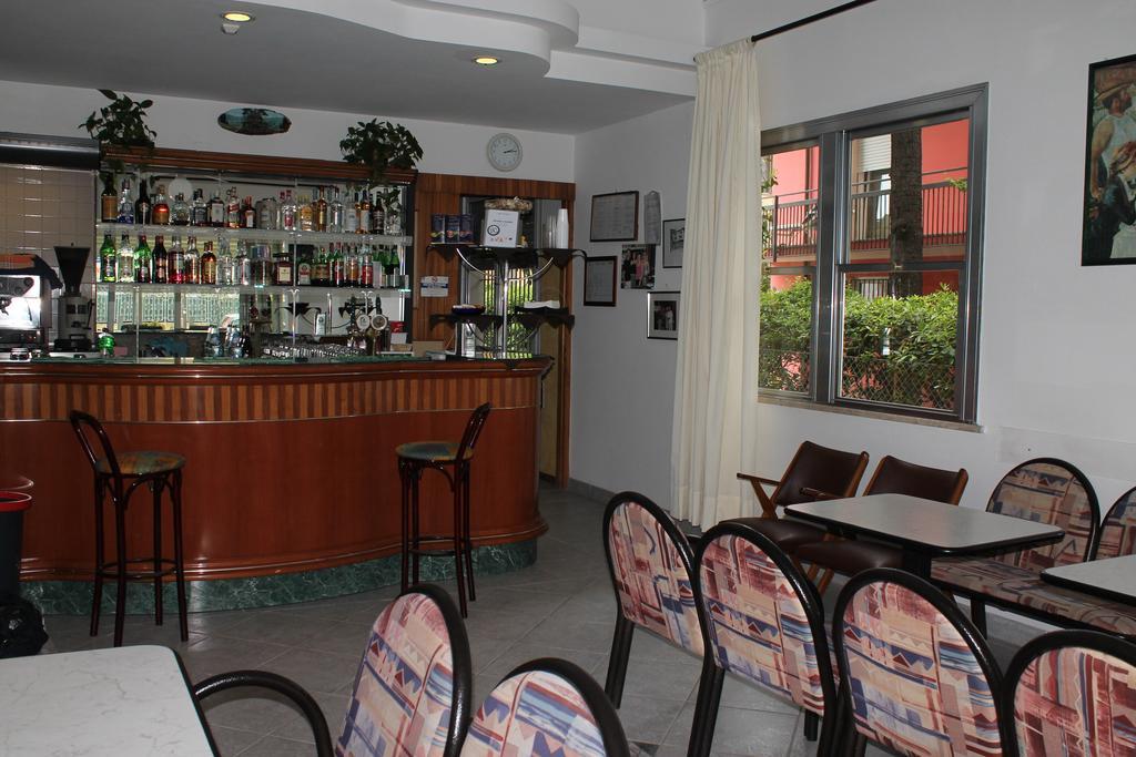 Hotel Costanza Cesenatico Ngoại thất bức ảnh