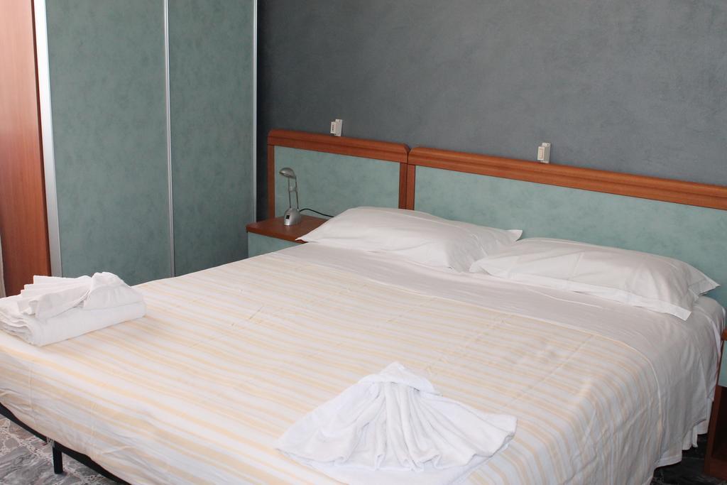 Hotel Costanza Cesenatico Phòng bức ảnh